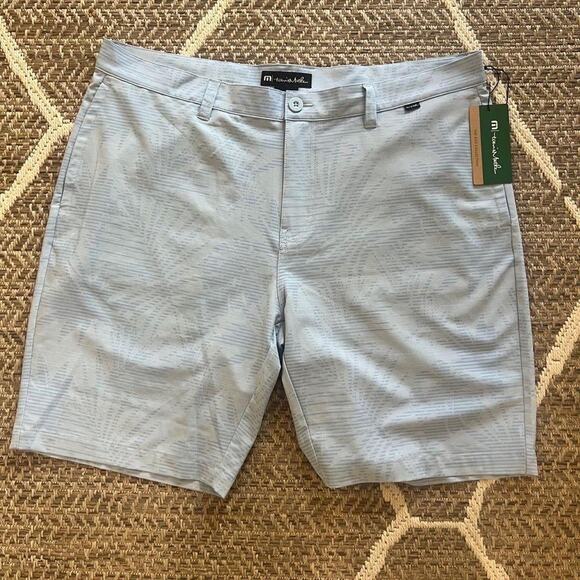 Travis Mathew Shorts sz 40 - Picture 1 of 4